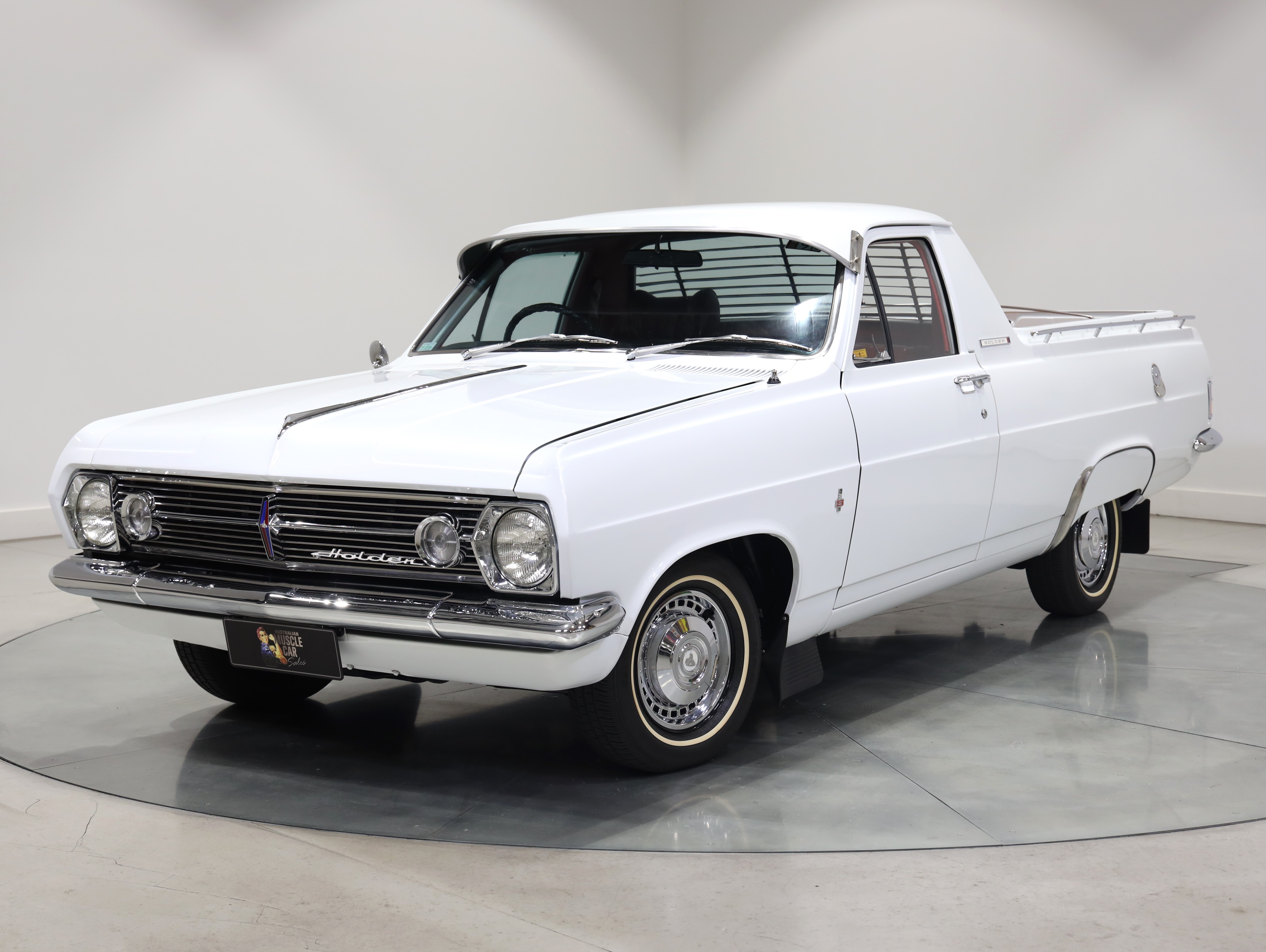 1967 Holden HR 186 S Utility - Grecian White