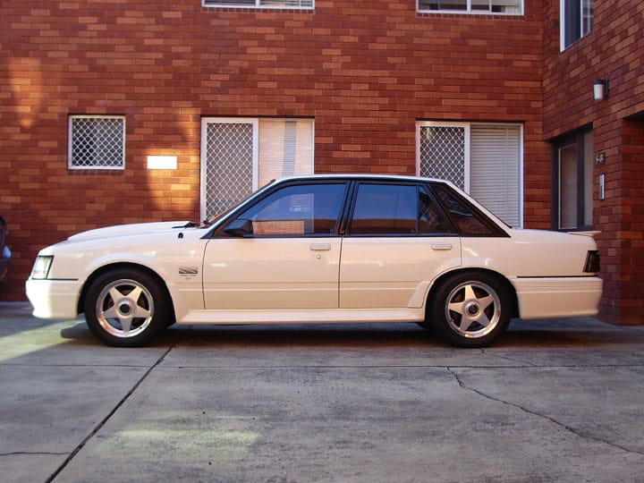 VK SS Group 3 Brock Commodore