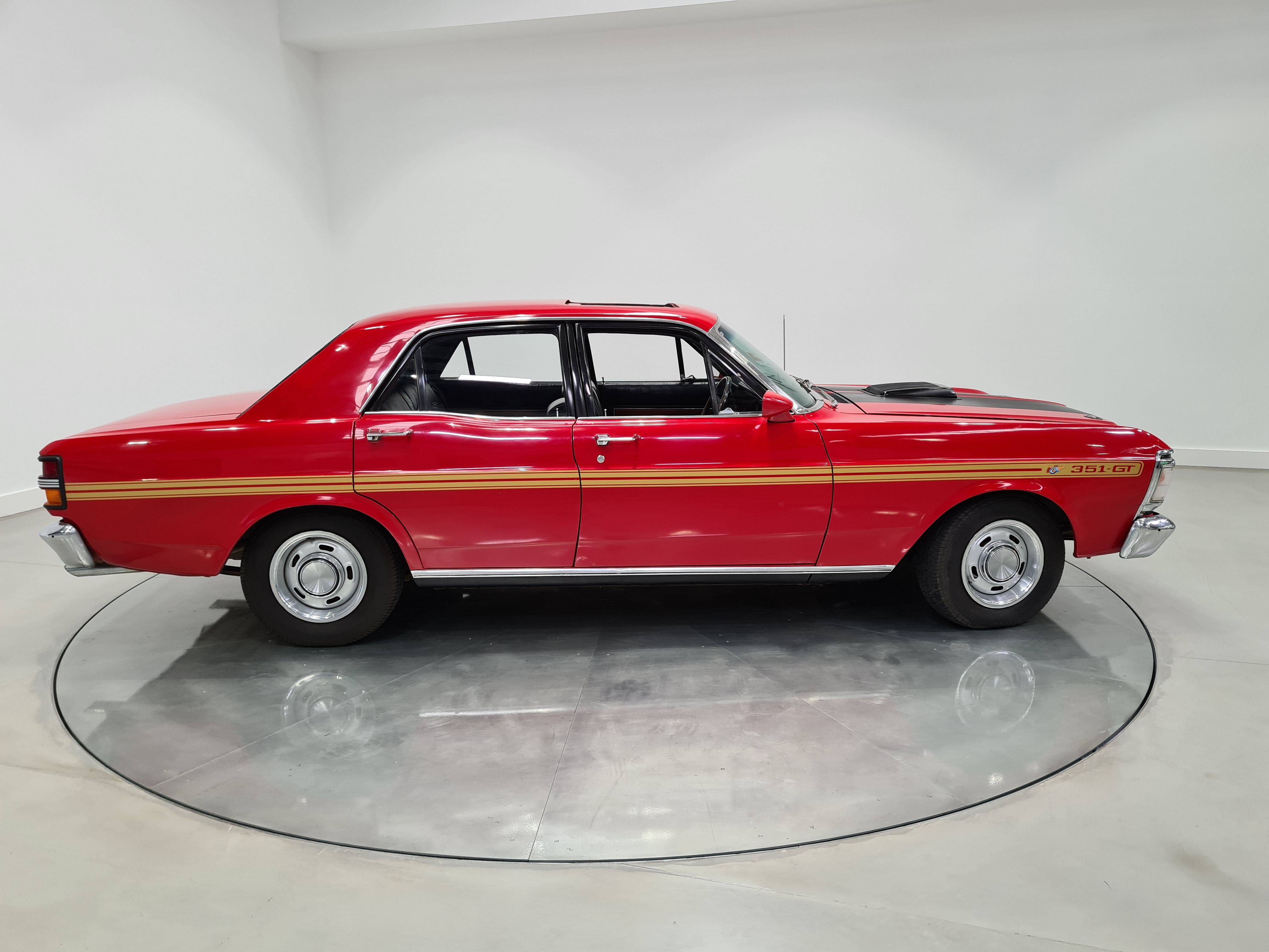 1971 Ford Falcon XY GT - Factory Sunroof