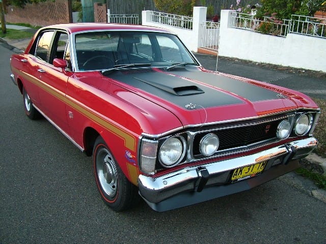 XW Falcon GT Replica