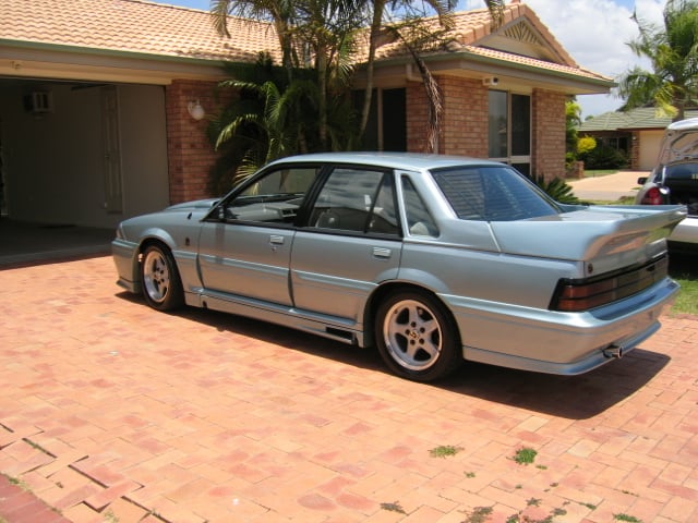 VL  Group A Walkinshaw #345