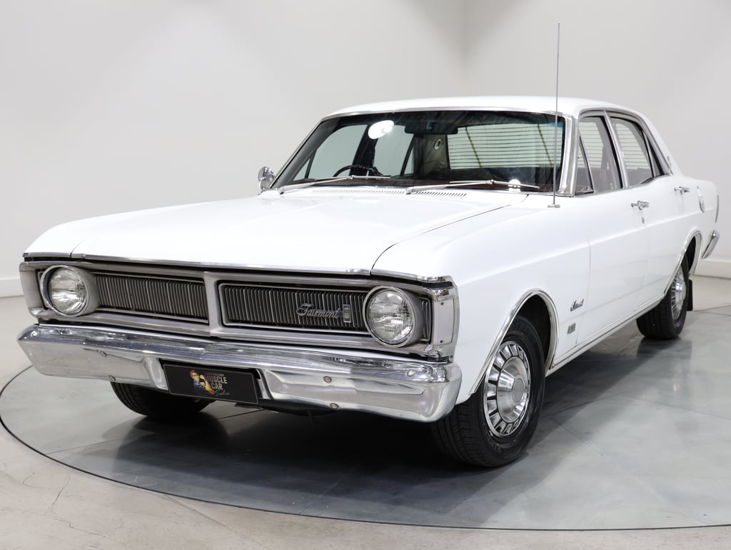 1971 Ford XY Fairmont 302 V8 - Ultra White