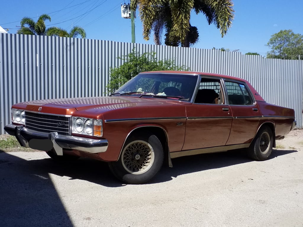 1978  Holden HZ Statesman DeVille 5.0L -Antelope Metallic
