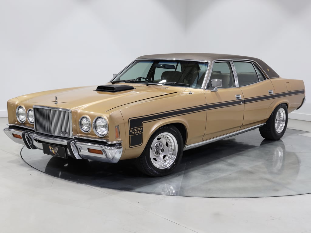 1977 Ford P6 LTD …