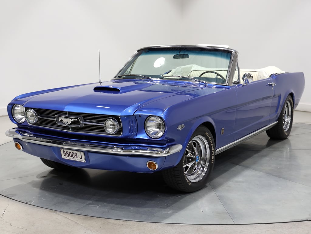 1965 Ford Mustang Convertible 302ci - Estoril Blue Metallic 