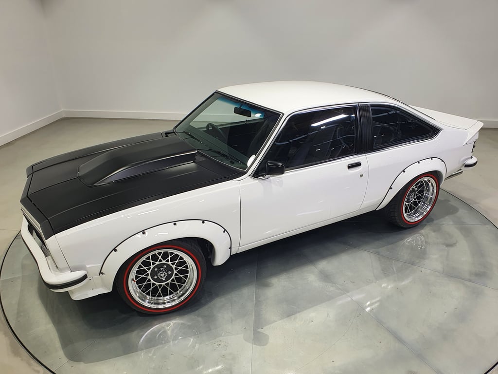 1977 LX Torana Hatchback A9X Replica