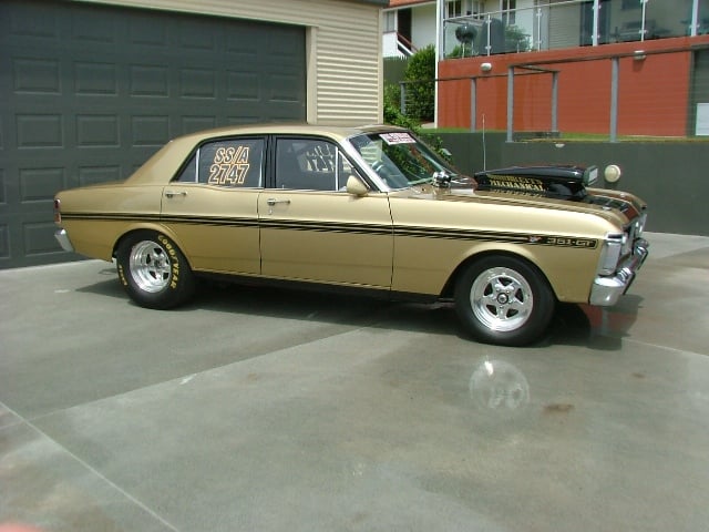XY GT Falcon Replica 9 Sec 1/4 Mile!