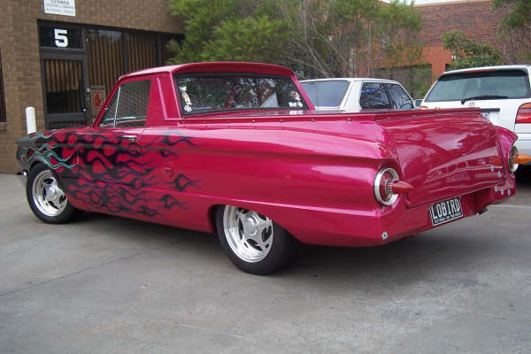 1965 XP Falcon Ute - Street Machine Cover 2001 - Image 5837