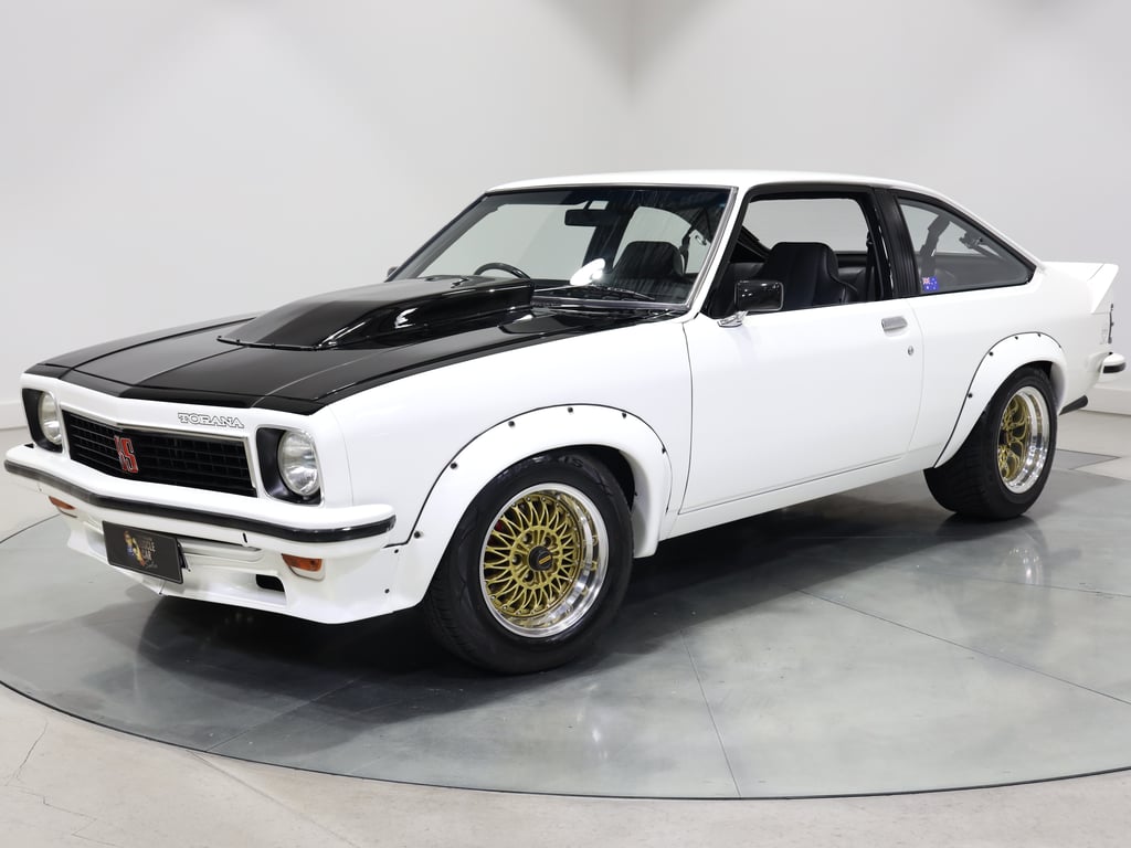 1976 Holden LX Torana SS A9X Hatchback Tribute - Palais White - Image 174675