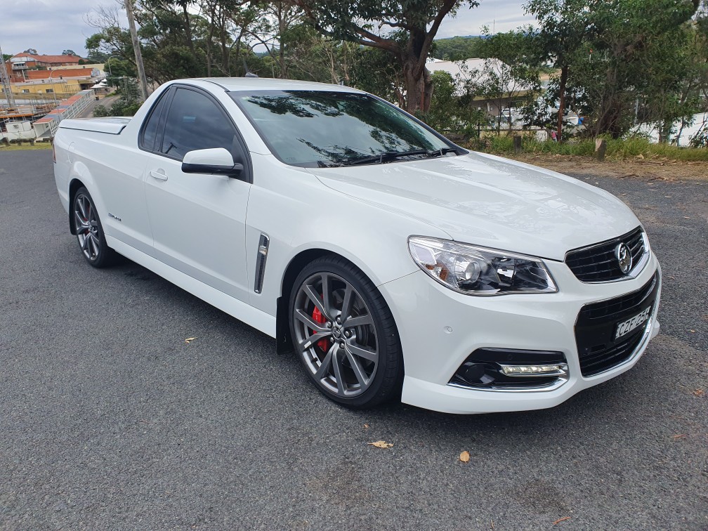 2015 VF SS Commodore Storm Ute - W310 pack
