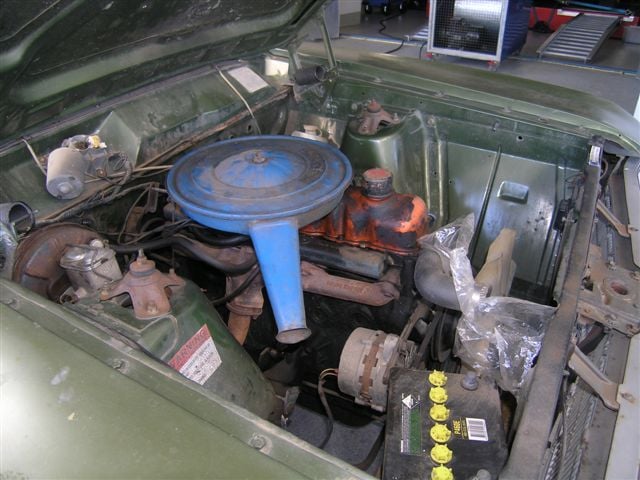 XY 6 Cyl Fairmont - Image 15471