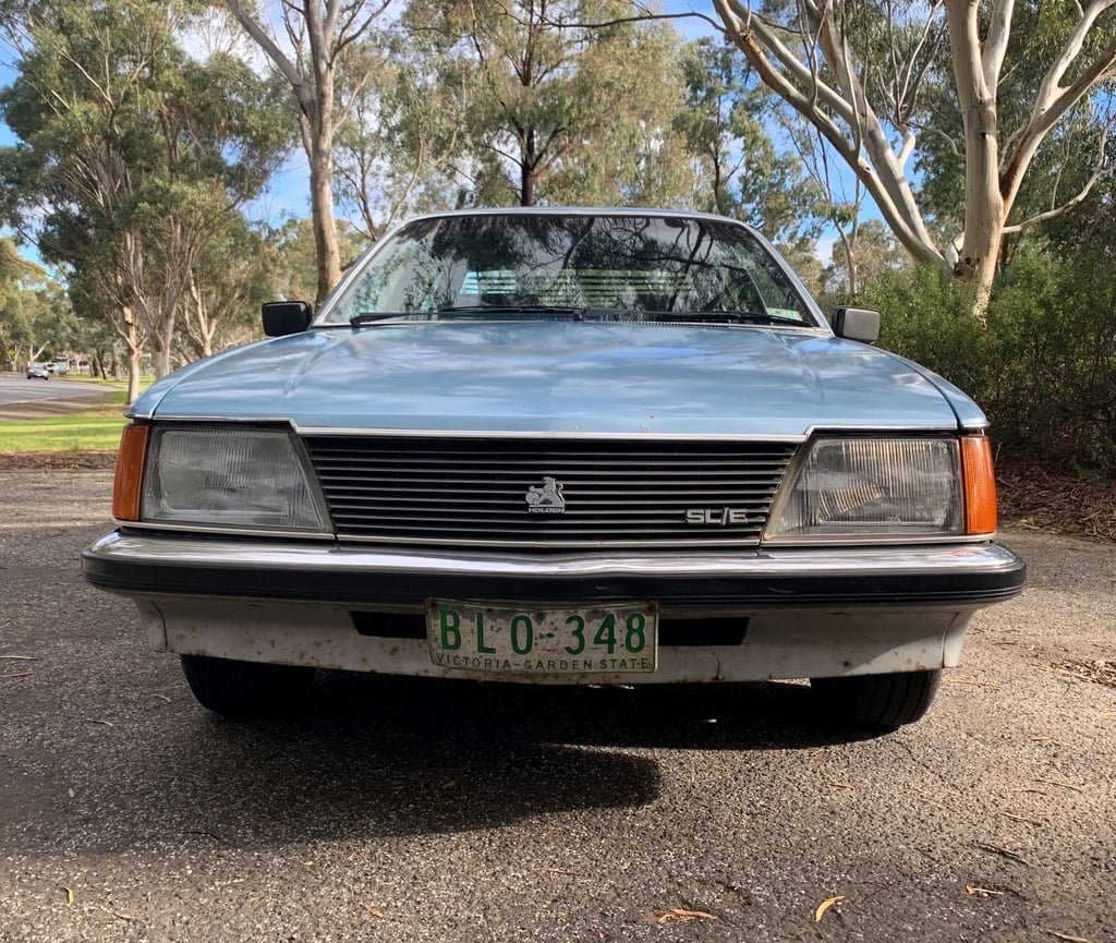 1982 VH SL/E Commodore 5 Litre V8 Shadow Tone