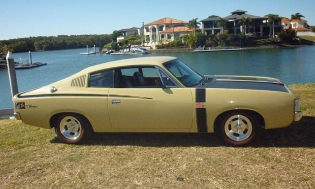 VH R/T E38 Valiant Charger