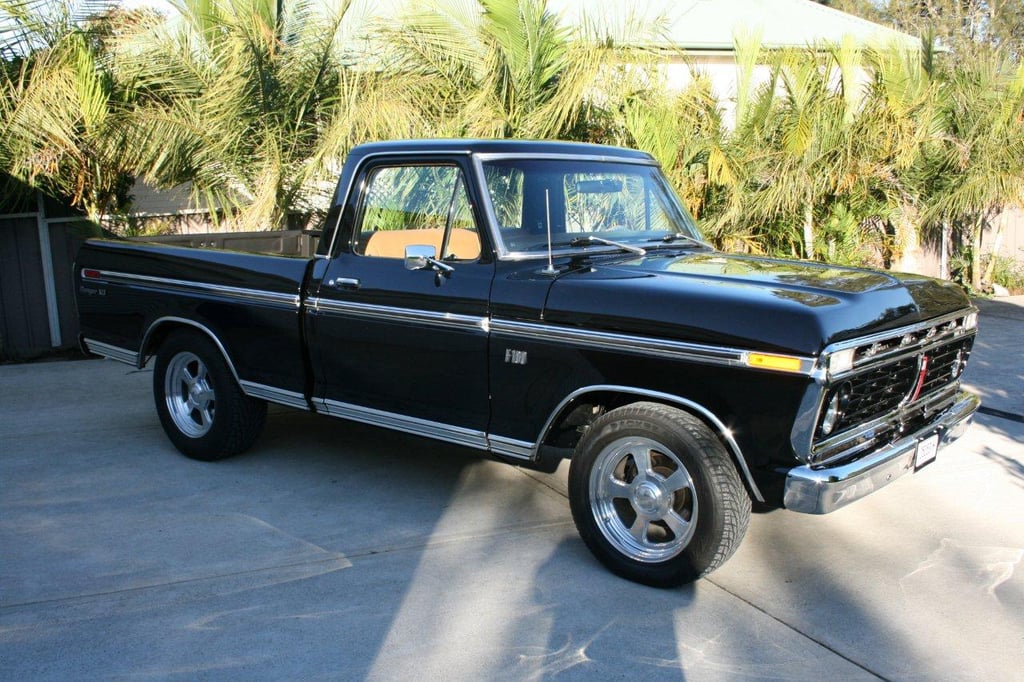 1974 Ford F100 Ranger XLT 428 Cobra Jet