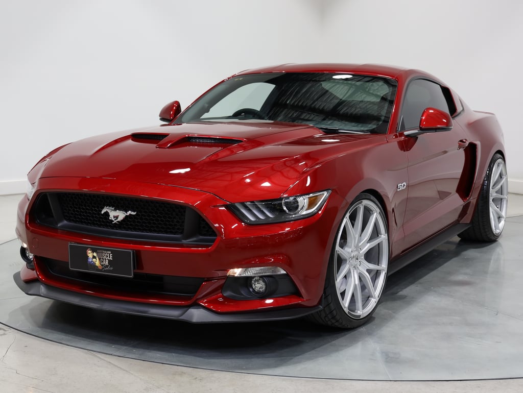 2017 Ford Mustang GT  6spd Man - Ruby Red Metallic