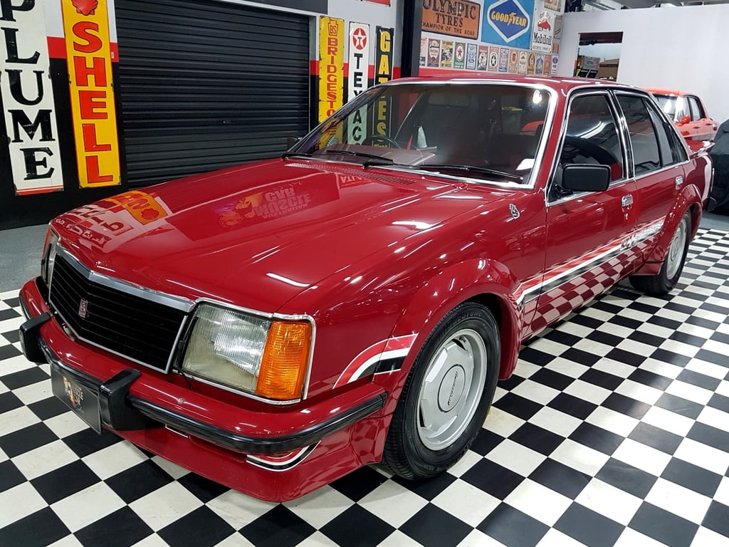 1980 Brock VC HDT Commodore #492