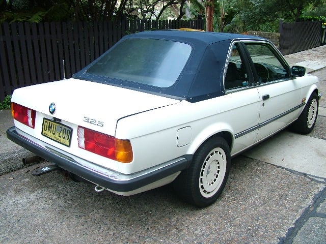 BMW 325E Cabrio - Image 13437
