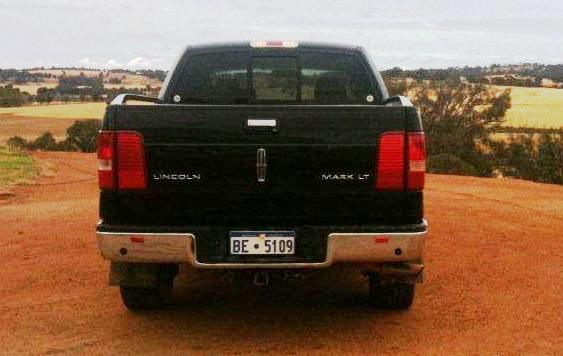 2005 Lincoln Mark LT 4x4