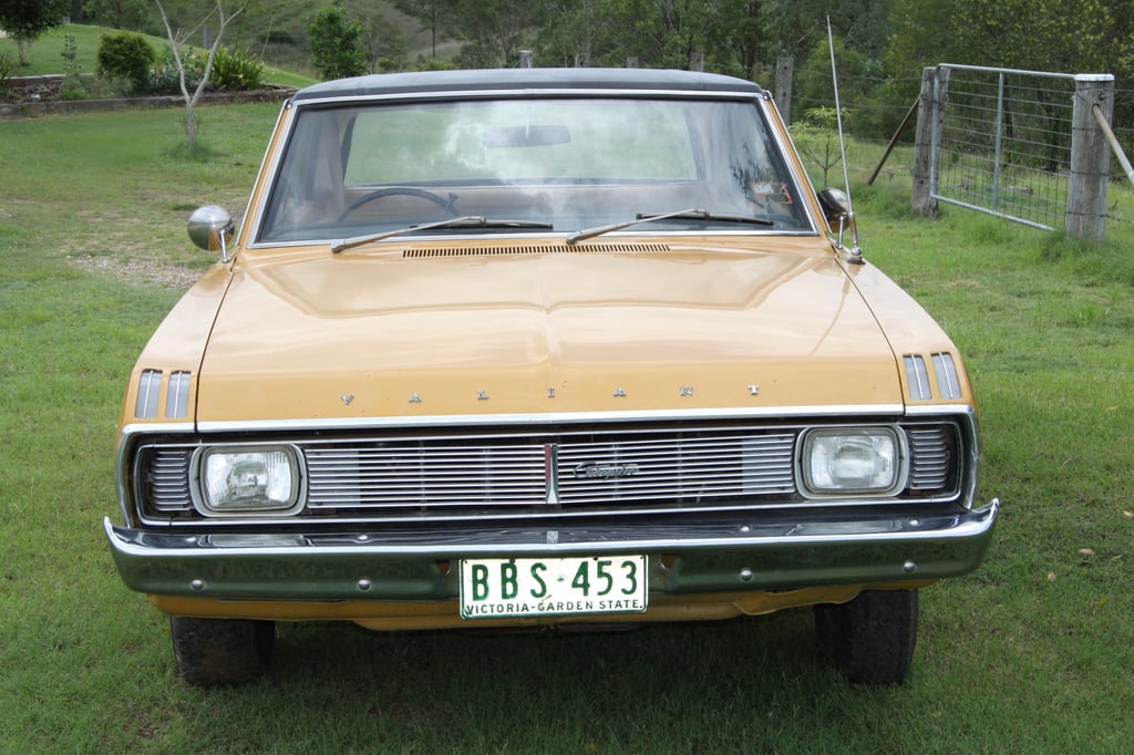 1971 VG Valiant Coupe