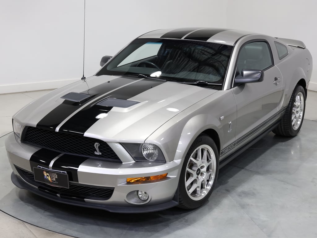2007 Ford Shelby Mustang GT500 SVT 8,744 miles - Vapor Silver Metallic