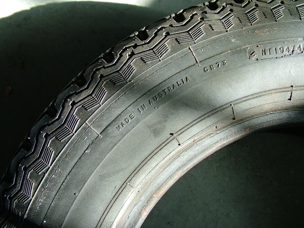 5 x 15 inch ER 70 SP Sport Dunlop Aquajets - Image 25103