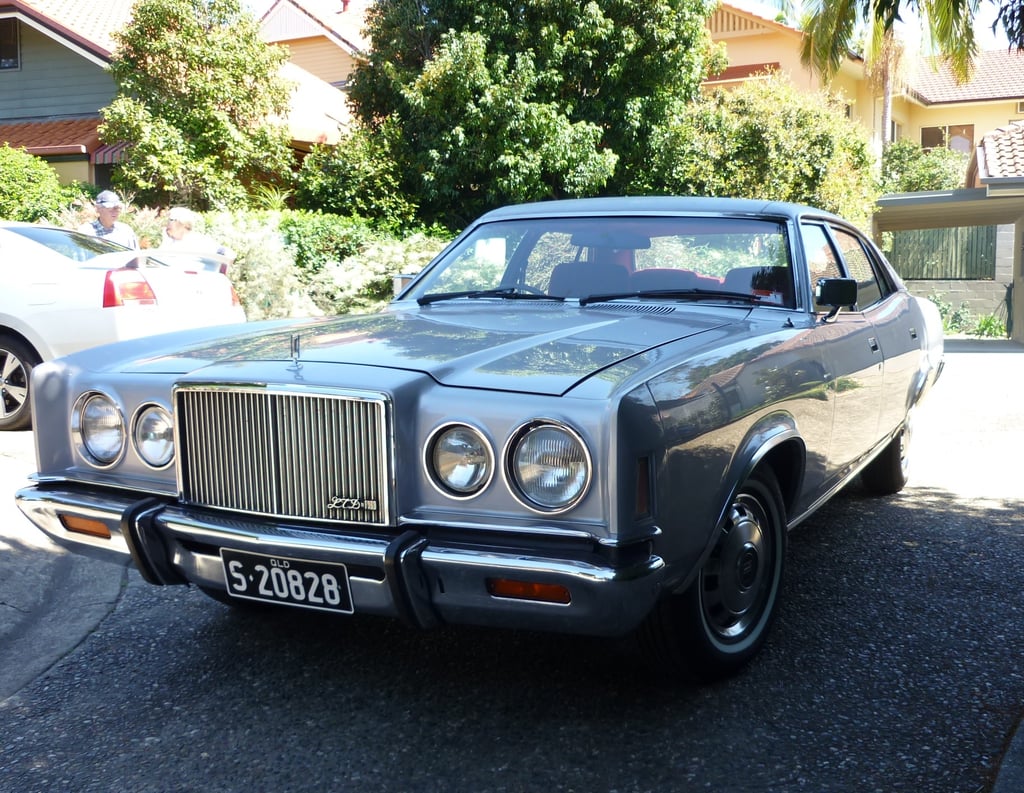 1977 LTD Silver Monarch - Image 38301