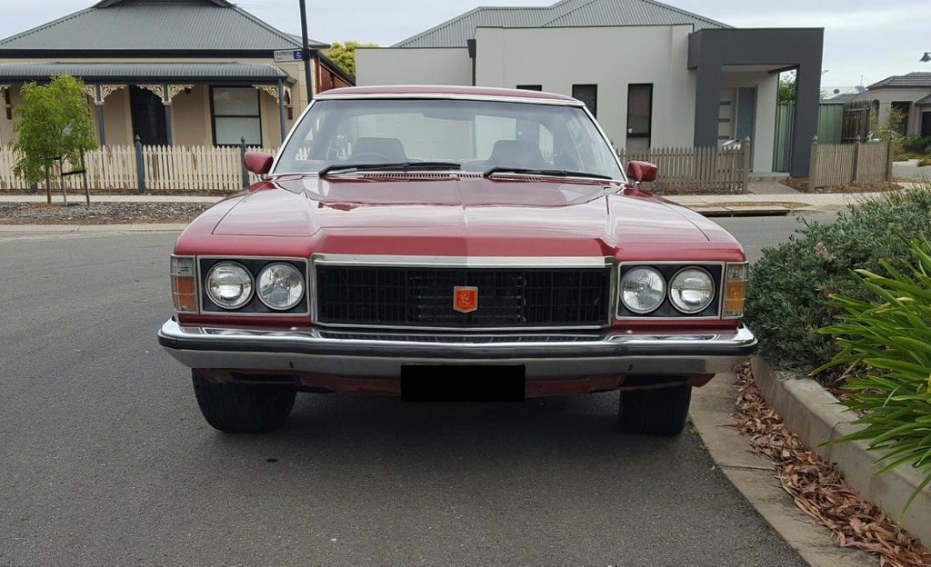 1976 HX Holden LE Coupe