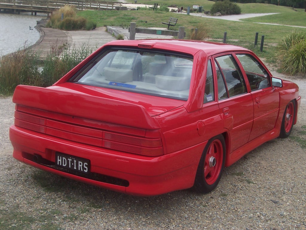 1987 Peter Brock VL Director #4117
