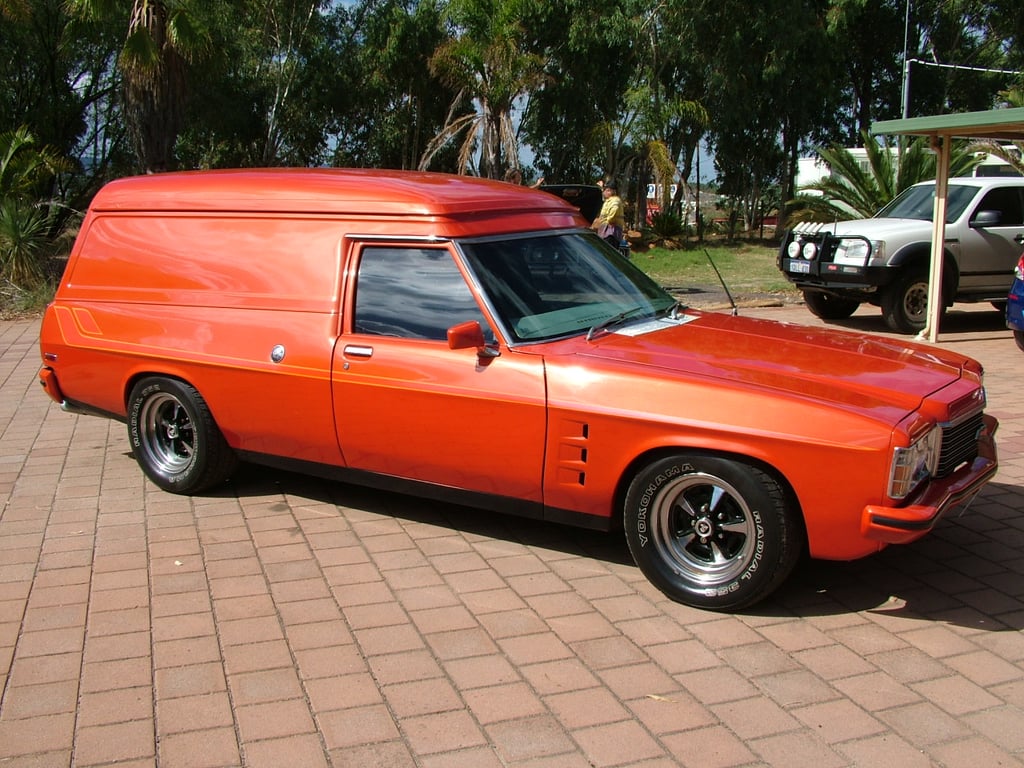 HZ Sandman Panel Van Replica - Image 43823