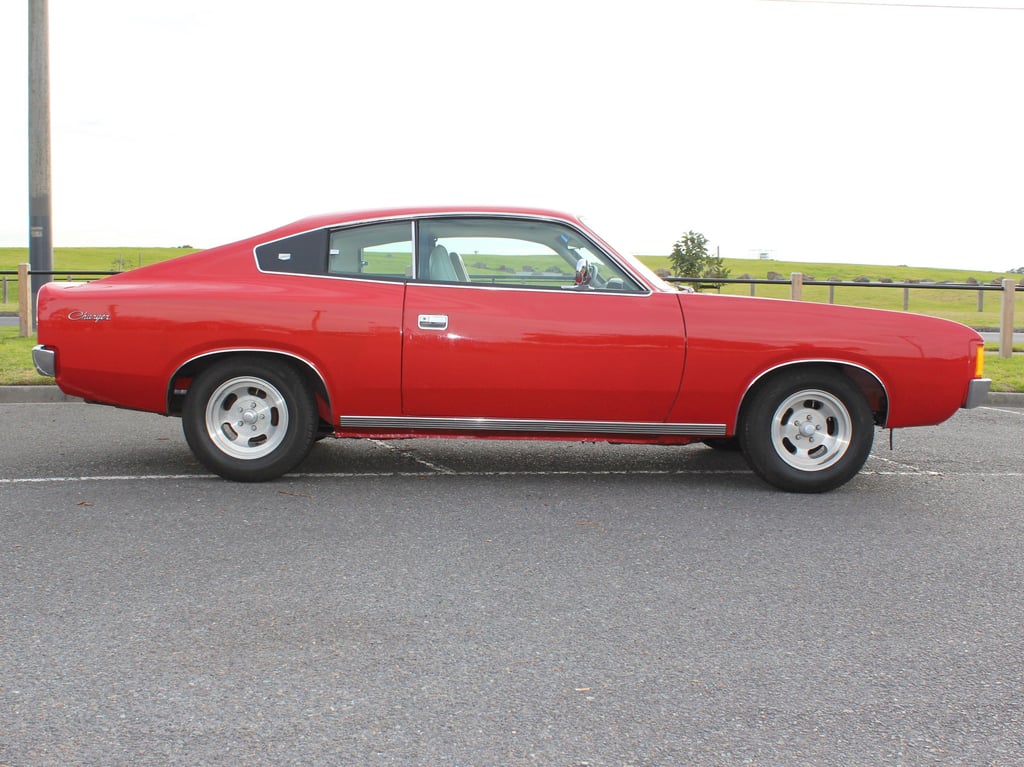 1974 VJ Valiant Charger 770 318 V8