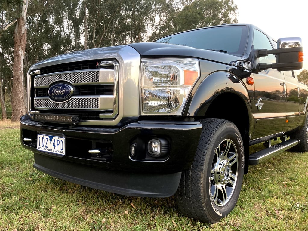 2015 Ford F250 Platinum - 6.7 litre V8 Diesel