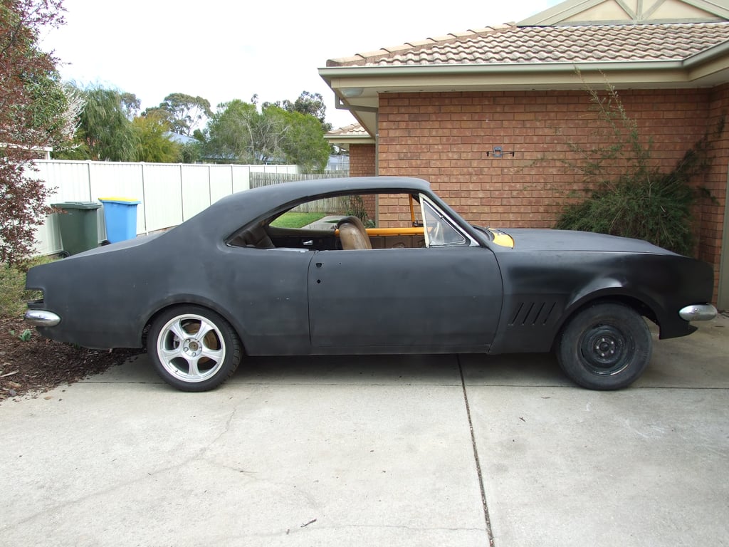 HK GTS Monaro 186S Rolling Shell