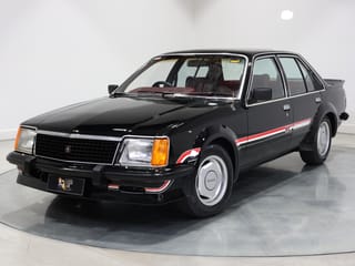 1980 HDT VC Brock Build No 367 - Tuxedo Black