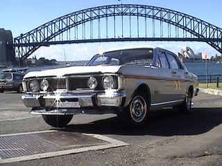 XY Fairmont 302 V8