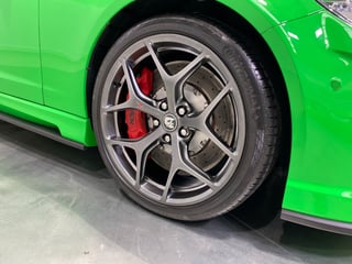 2017 HSV GTSR - Spitfire Green 0064 km …
