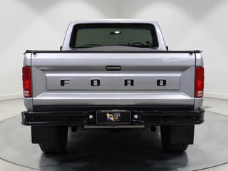 1982 Ford F-Series Pickup F100 RHD 4x4 - 351 V8