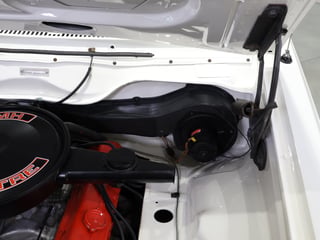 1976 Holden LX Torana SS Hatchback - 5.0L Trimatic - Cotillion White