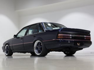 1988 HSV VL SV88 - Build No. 89 - Dorwood Blue Metallic