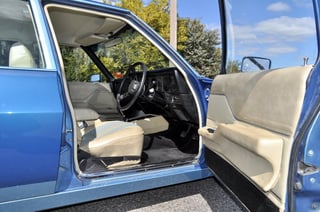 HX Monaro GTS 308 V8