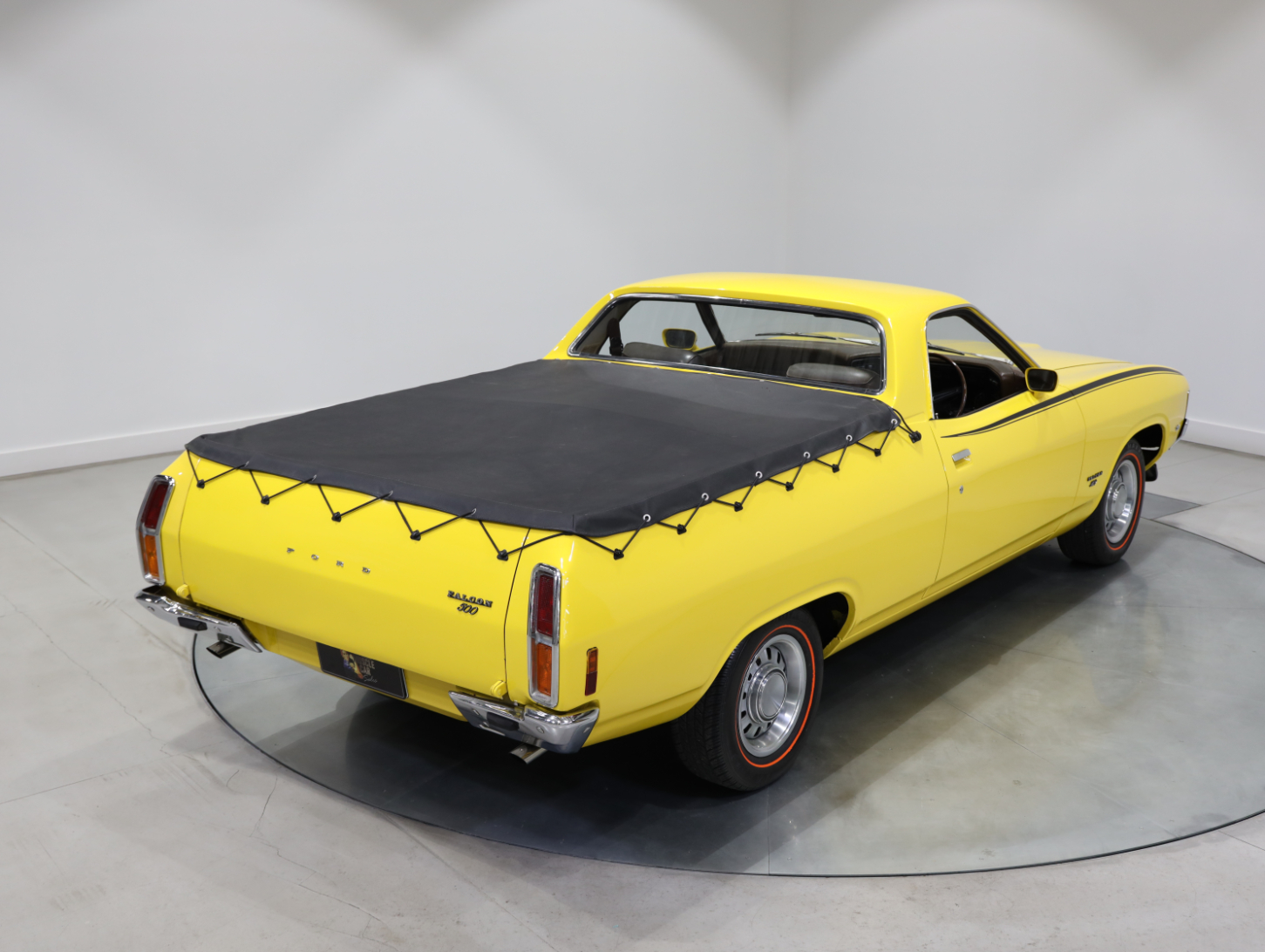 1973 Ford Falcon XA GS K-Code Utility - Yellow Glo