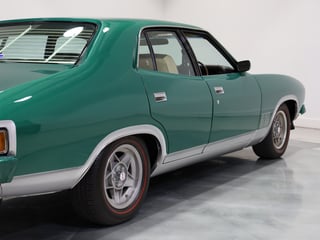 1976 Ford Falcon XB GT - Sherwood Green Metallic