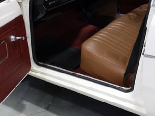 1971 Chrysler VG Valiant Wayfarer Utility 318ci Fireball V8 - Bondi Bleach White