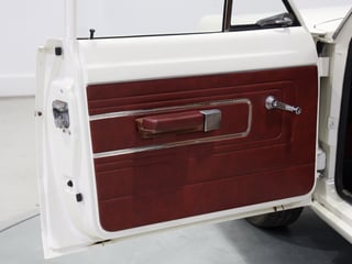 1971 Chrysler VG Valiant Wayfarer Utility 318ci Fireball V8 - Bondi Bleach White