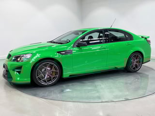 2017 HSV GTSR - Spitfire Green 0064 km …