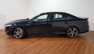 2015 FG-X Falcon XR8 Manual