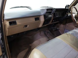 1982 Ford F-Series Pickup F100 RHD 4x4 - 351 V8