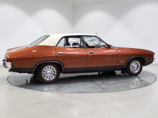 1972 Ford XA GT Falcon - Copper Bronze