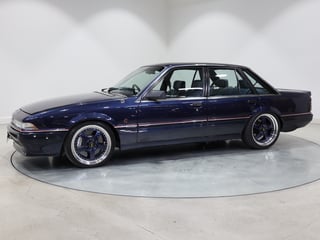 1988 HSV VL SV88 - Build No. 89 - Dorwood Blue Metallic