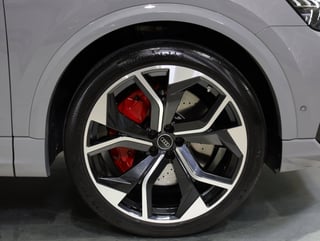 2024 Audi RSQ8 9,700km - Nardo Grey Enhanced 570 AWHP