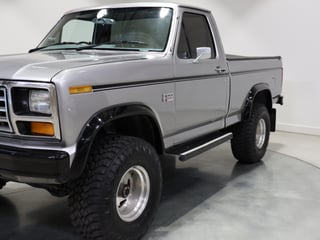 1982 Ford F-Series Pickup F100 RHD 4x4 - 351 V8